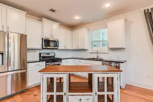 2208 Capulet St, Austin, TX 78741 - Photo 7