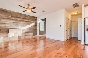 2208 Capulet St, Austin, TX 78741 - Photo 5