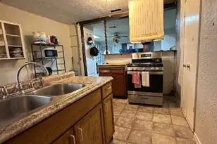 3105 Ray Wood Dr, Austin, TX 78704 - Photo 3