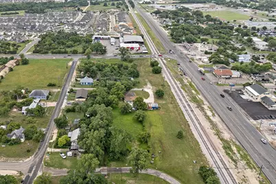 103 E Willis Street, Leander, TX 78641 - Photo 7