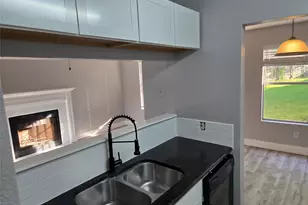 10001 Parliament House Rd, Austin, TX 78729 - Photo 3