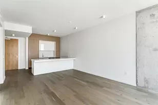 313 W 17th St, Austin, TX 78701 - Photo 3
