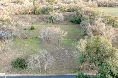 Lot 4 E Alamo Street, Elgin, TX 78621 - Photo 7