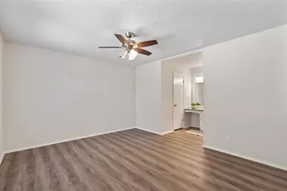 914 Hillside Oaks Drive, Austin, TX 78745 - Photo 11