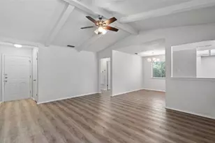 914 Hillside Oaks Dr, Austin, TX 78745 - Photo 9