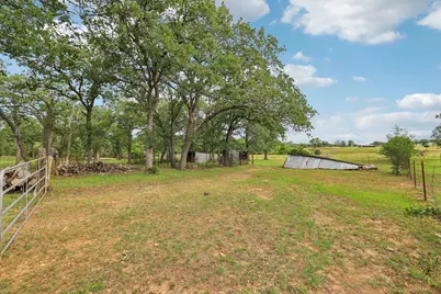 1200 County Road 211, Giddings, TX 78942 - Photo 15
