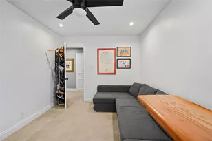 8710 Clearbrook Trail, Austin, TX 78729 - Photo 9