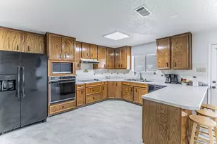 3809 Doris Ln, Round Rock, TX 78664 - Photo 7