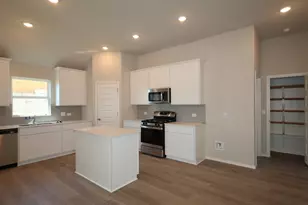 4509 Lava Is Dr, Austin, TX 78747 - Photo 5