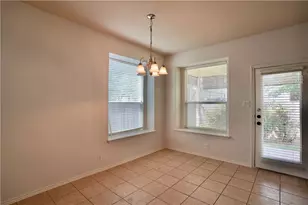 8712 Wood Stork Dr, Austin, TX 78729 - Photo 9