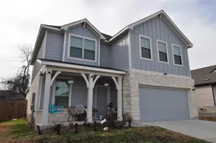 1717 T H Johnson Dr, Taylor, TX 76574 - Photo 3