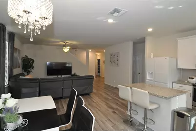 1717 T H Johnson Drive, Taylor, TX 76574 - Photo 5