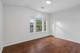 1721 Long Rifle Dr, Austin, TX 78754 - Photo 15