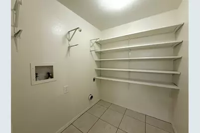 900 W Village Lane, Austin, TX 78758 - Photo 7