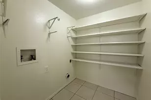 900 W Village Ln, Austin, TX 78758 - Photo 7
