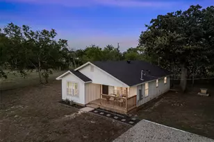 107 Russell St, Liberty Hill, TX 78642 - Photo 1