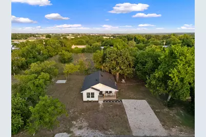 107 Russell Street, Liberty Hill, TX 78642 - Photo 27
