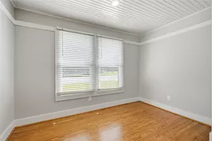 674 E Walnut St, La Grange, TX 78945 - Photo 17