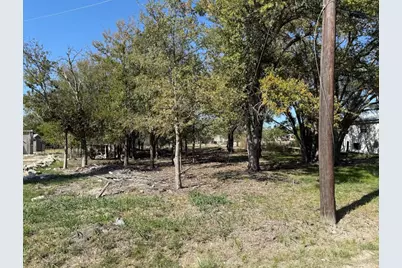 699 S Cotrell Street, Bartlett, TX 76511 - Photo 5