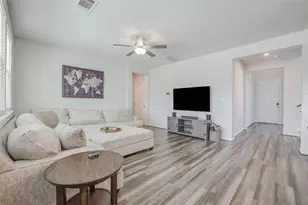 272 Blooming Trl, Kyle, TX 78640 - Photo 15