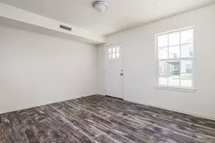 230 Debus Dr, Taylor, TX 76574 - Photo 7