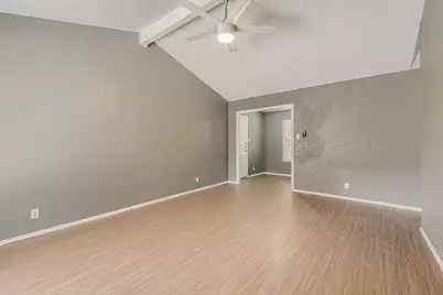 2516 Glen Springs Way #B, Austin, TX 78741 - Photo 3