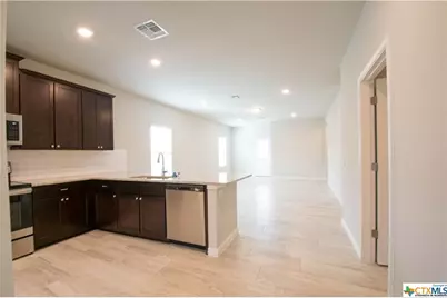 2819 Wheatfield Way, New Braunfels, TX 78130 - Photo 7