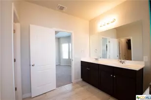 2819 Wheatfield Wy, New Braunfels, TX 78130 - Photo 15