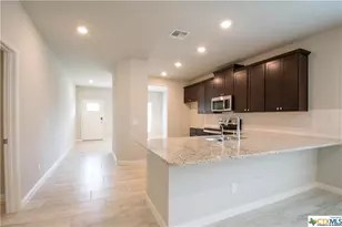 2819 Wheatfield Wy, New Braunfels, TX 78130 - Photo 5