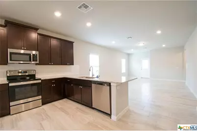 2819 Wheatfield Way, New Braunfels, TX 78130 - Photo 3