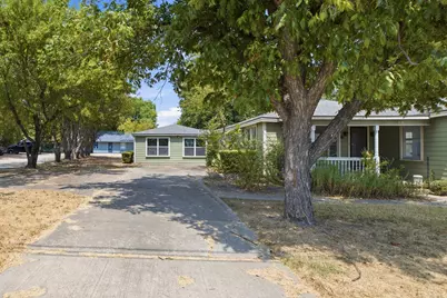 208 Highway 79, Hutto, TX 78634 - Photo 35