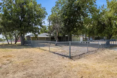 208 Highway 79, Hutto, TX 78634 - Photo 39