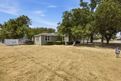 208 Highway 79, Hutto, TX 78634 - Photo 33