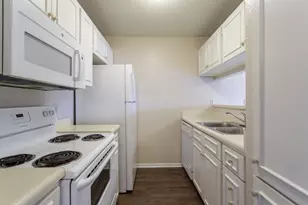 1602 Mill St, San Marcos, TX 78666 - Photo 5