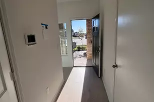 417 Lake Sweetwater Ln, Buda, TX 78610 - Photo 5