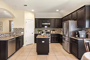5717 Scenic Lake Dr, Georgetown, TX 78626 - Photo 13