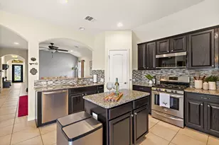 5717 Scenic Lake Dr, Georgetown, TX 78626 - Photo 13