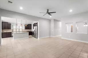 7212 Garnet Mill Ln, Austin, TX 78744 - Photo 7