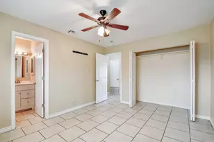 6826 Laguna Norte, San Antonio, TX 78239 - Photo 15