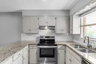 2205 Lanier Dr, Austin, TX 78757 - Photo 5