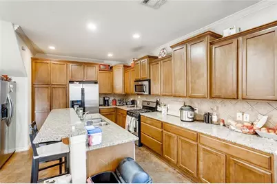 5208 Martin Avenue, Austin, TX 78751 - Photo 9