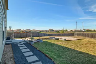 14400 Shooter McGavin Dr, Manor, TX 78653 - Photo 5