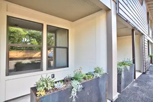 924 E 51st St, Austin, TX 78751 - Photo 19