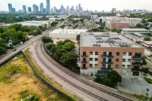 2235 E 6th St, Austin, TX 78702 - Photo 23