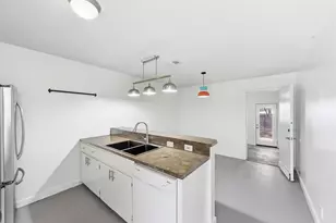 3408 Dolphin Dr, Austin, TX 78704 - Photo 9