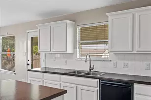 1612 Rossport Bend, Leander, TX 78641 - Photo 9
