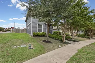 1700 Arborside Dr, Austin, TX 78754 - Photo 25