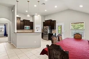 499 Eagle Brook Ln, Buda, TX 78610 - Photo 7