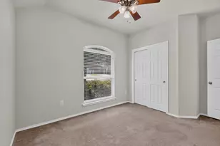 499 Eagle Brook Ln, Buda, TX 78610 - Photo 19