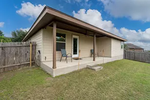 499 Eagle Brook Ln, Buda, TX 78610 - Photo 27